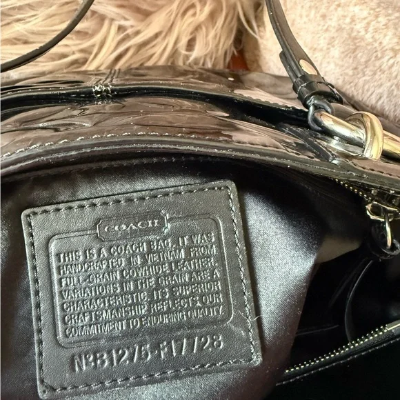 COACH Black Patent Leather Embossed C East West Gallery Large Tote F17728 - Picture 5 of 6